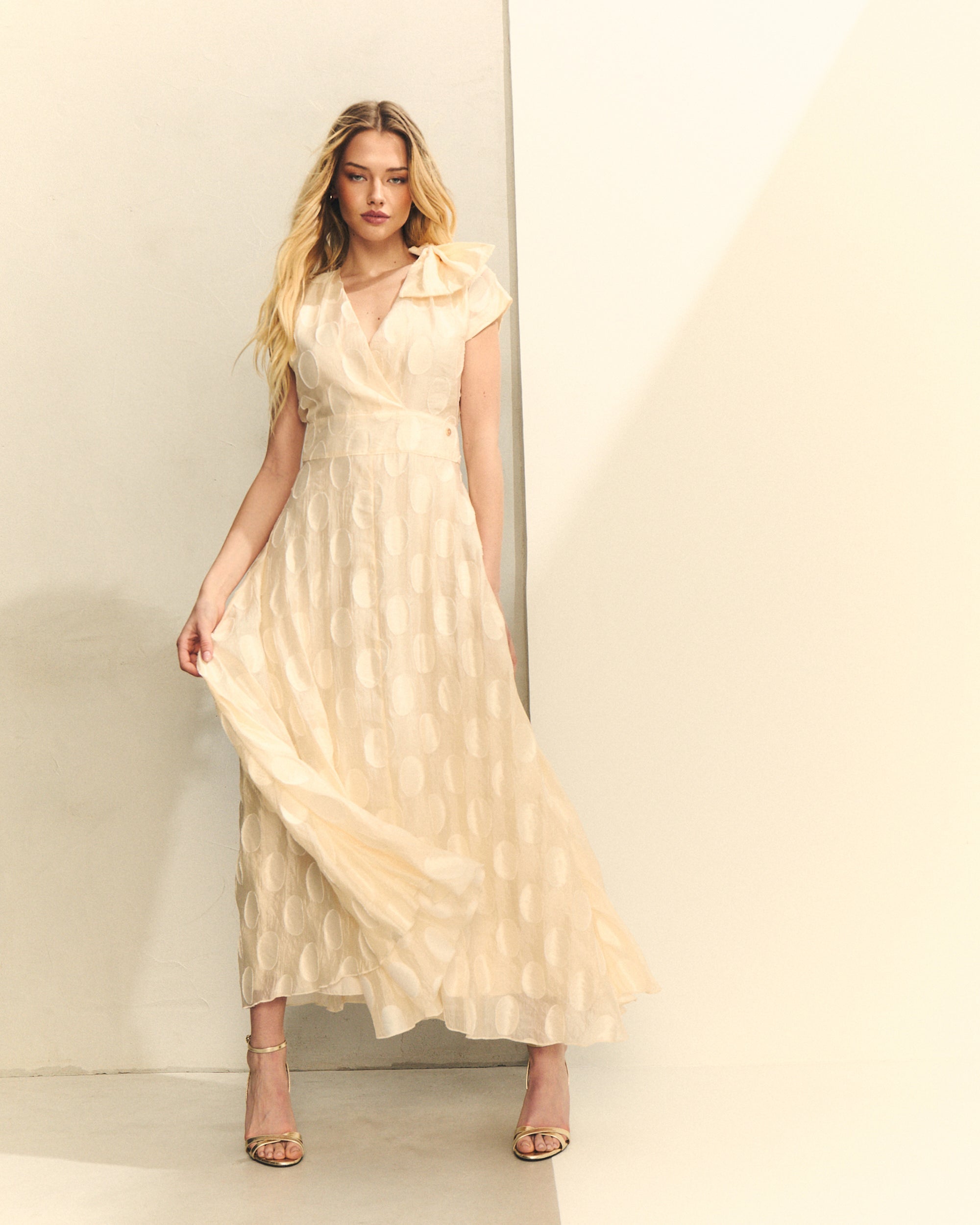 VESTIDO JACQUARD LUNARES CON LAZO de mujer Hannibal Laguna Collection