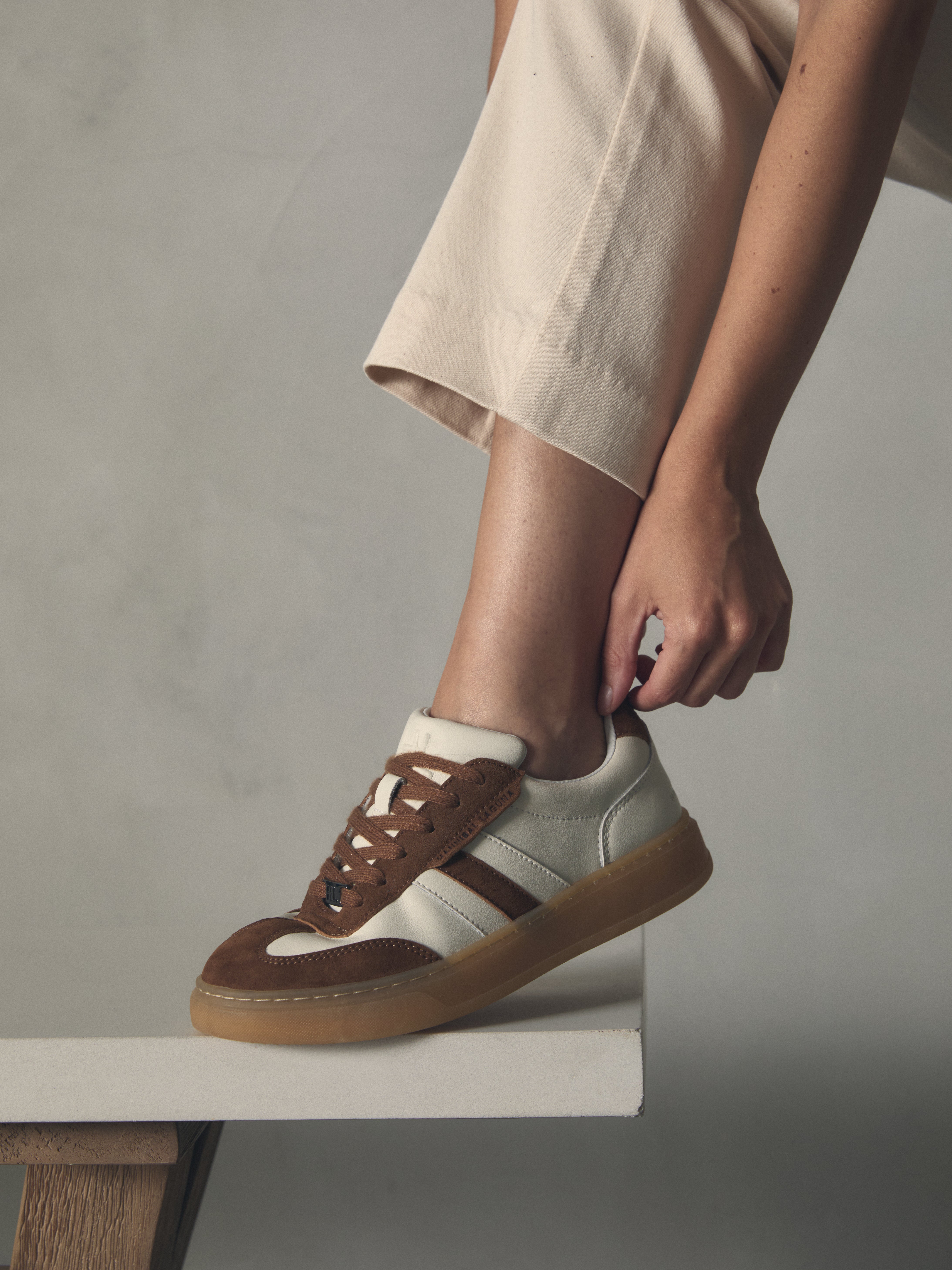 ZAPATILLA PIEL COMBINADA de mujer Hannibal Laguna Collection